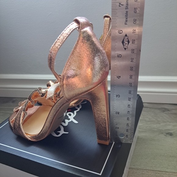 Qupid| rose gold distressed met pu~ open toed high heel with ankle strap - Picture 7 of 11